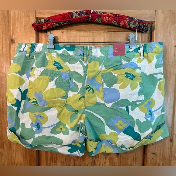 Mossimo Supply Co Low Rise Shorts Juniors Size 17 NWT - Picture 2 of 11